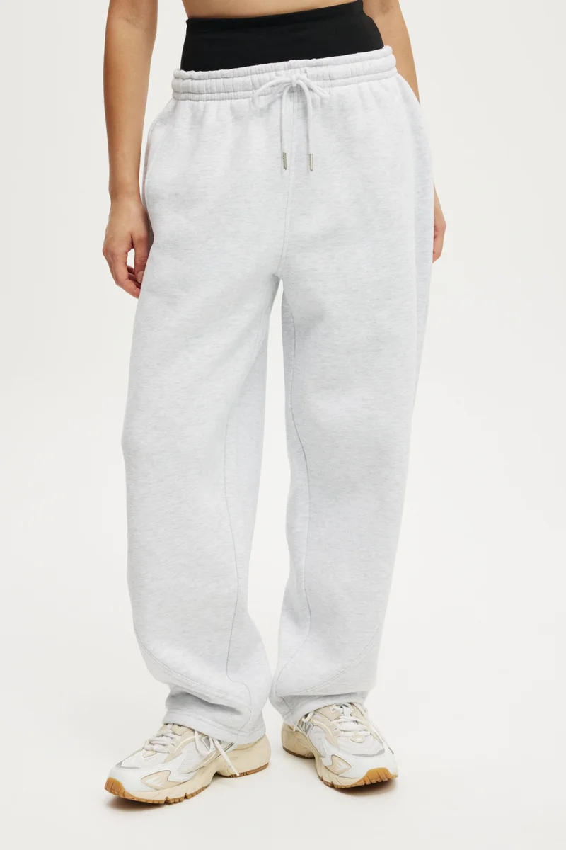 PLUSH ESSENTIAL BARREL SWEATPA