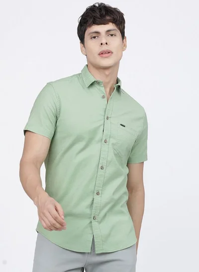 The Indian Garage Co Men Slim Fit Solid Half Sleeves Cutaway Collar Casual Shirt