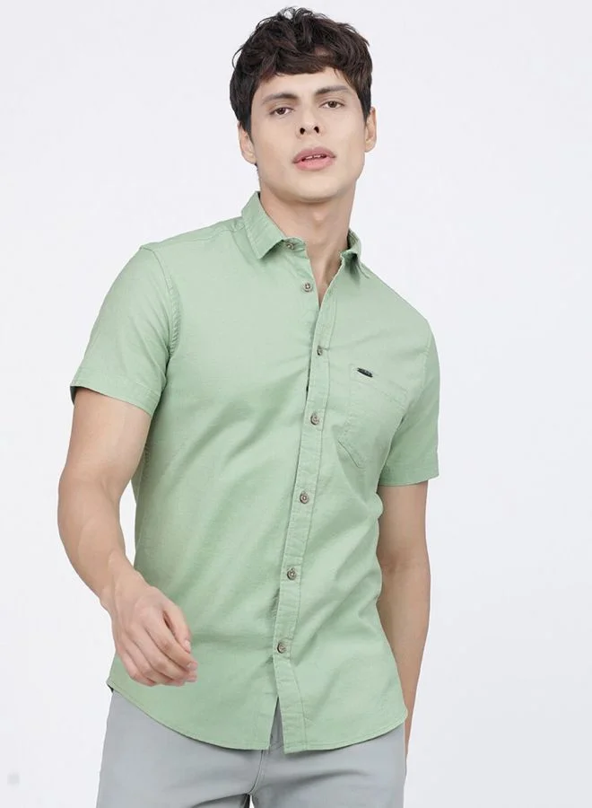 The Indian Garage Co Men Slim Fit Solid Half Sleeves Cutaway Collar Casual Shirt