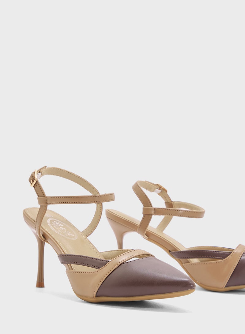 BR High Heel Pointed Pump  - Image 4