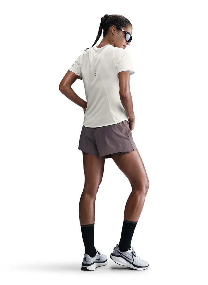 Nike Swift Dri-Fit T-Shirt