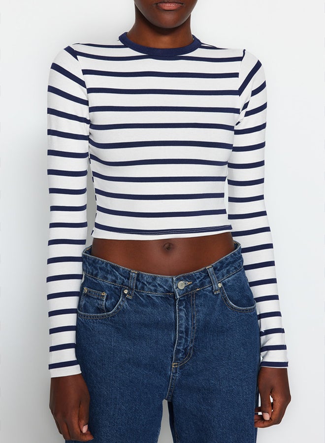 trendyol Navy Blue Striped Premium Viscose Soft Fabric Fitted Crop Stretchy Knitted Blouse - Image 4
