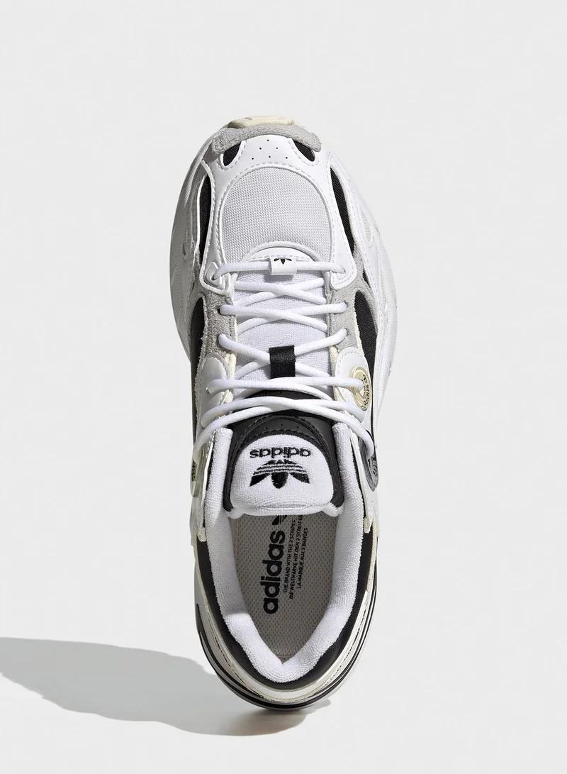 adidas Originals Astir