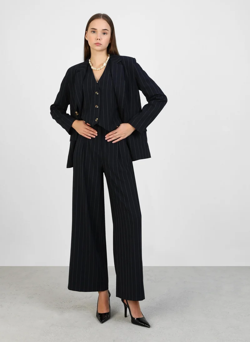 رفقة من مودانيسا Navy Striped -Navy Striped Loose-Fit Classic Fabric Trousers -  Refka