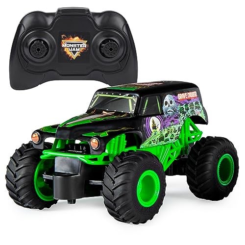 Monster Jam Official Grave Digger Remote Control Monster Truck 124 Scale 24 GHz for Ages 4 and Up - Image 1