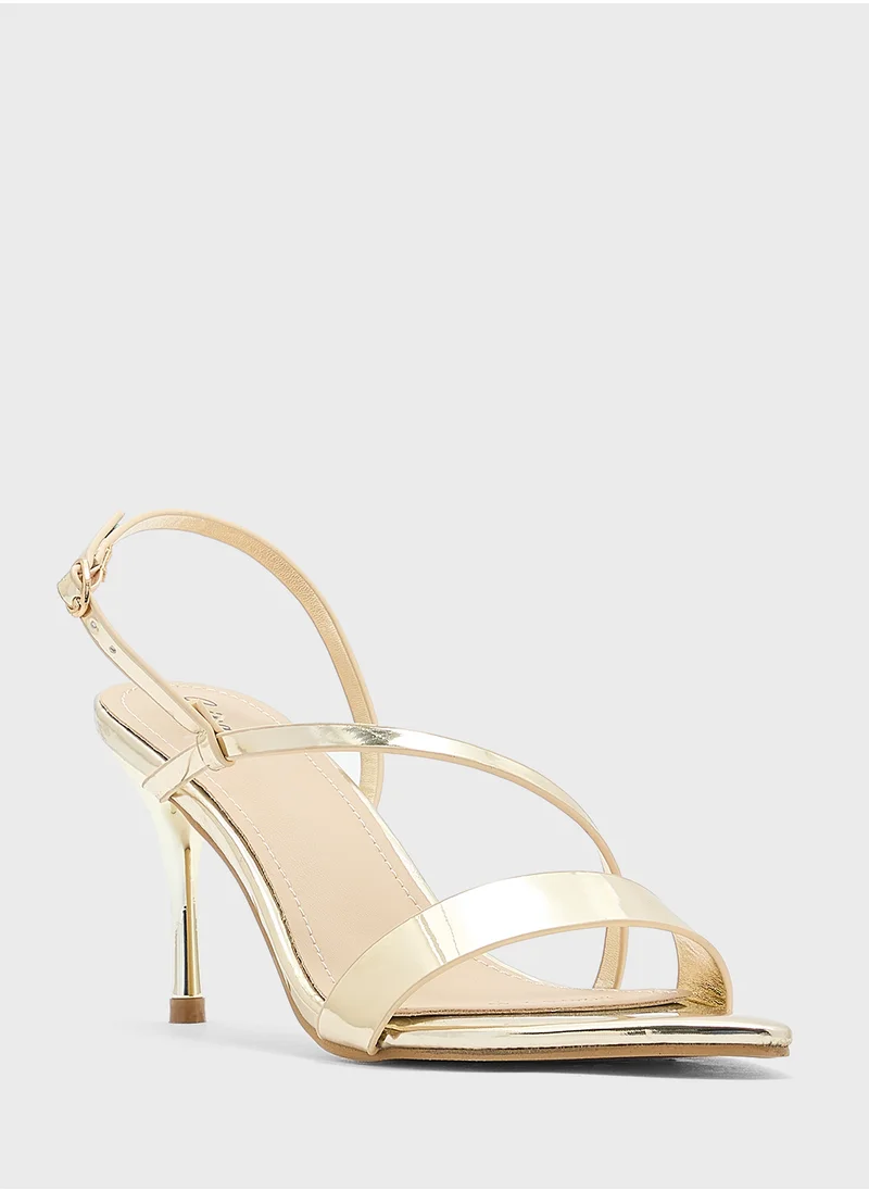 جينجر Pointy Toe Strappy Heel Sandal