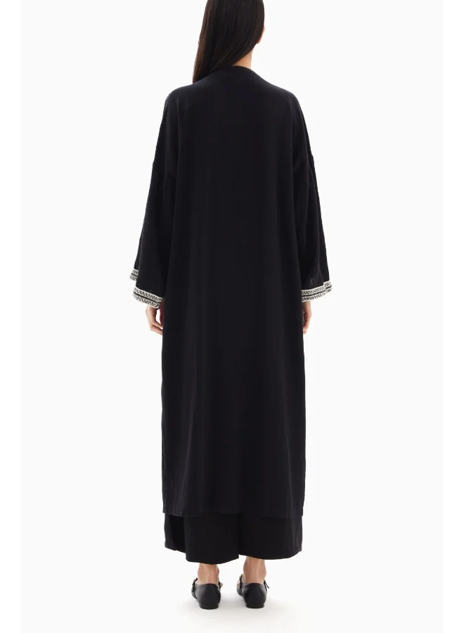 Wecre8 Black Embroidered Abaya