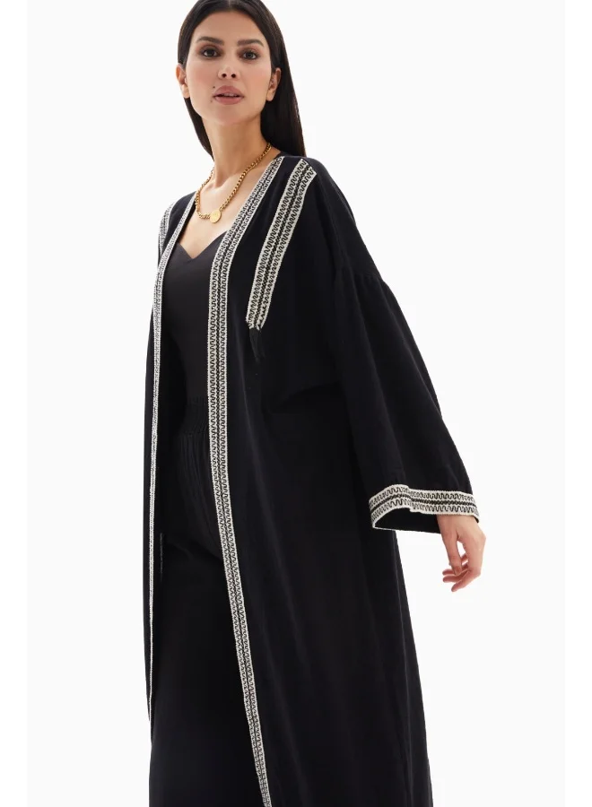 Wecre8 Black Embroidered Abaya
