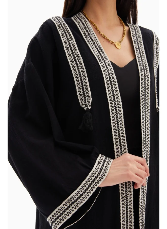 Wecre8 Black Embroidered Abaya