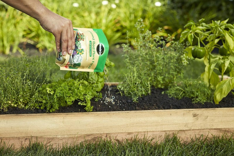 Miracle-Gro Raised Bed Plant Food 5-1-7, 2 lb, Granular Fertilizer for Vegetables, Fruits and Herbs in Raised Garden Beds, One Bag Feeds Two 4x4 ft Beds for up to 3 Months, Apply Dry and Water In - Image 3
