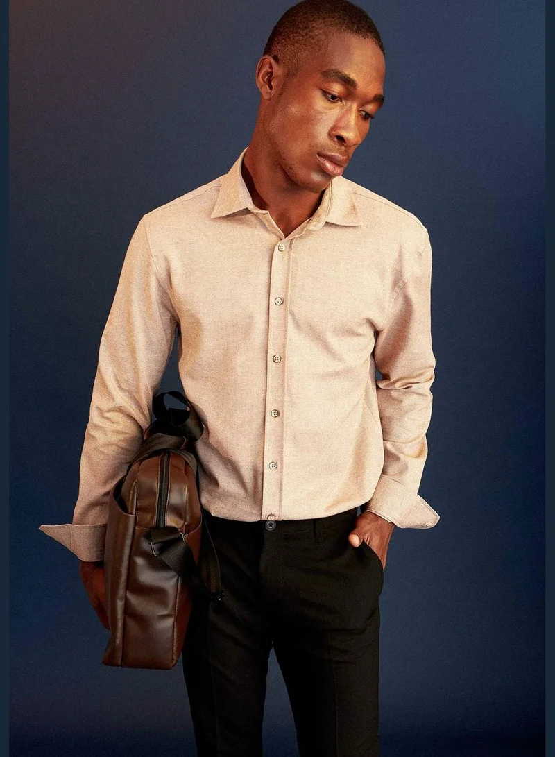 ديفاكتو Modern Fit Long Sleeve Shirt