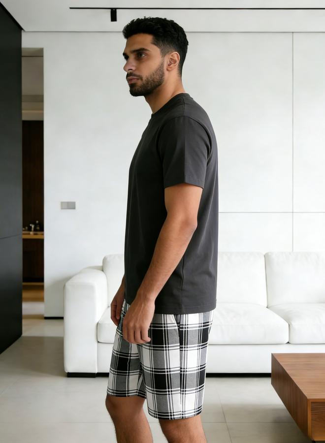 تايك تو طقم بيجاما من شورت كاروهات وتيشيرت للرجال - Image 2