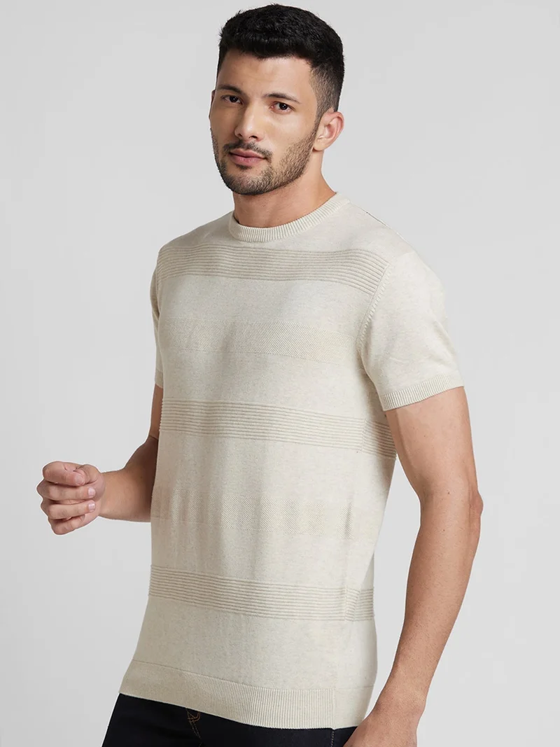 globus Globus Men Beige Self Design Cotton Round Neck Regular Fit T-shirt