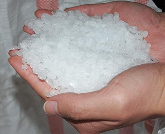 Generic Fully Refined Paraffin Wax GranulesPellets White 1kg 1000grams  - Image 1
