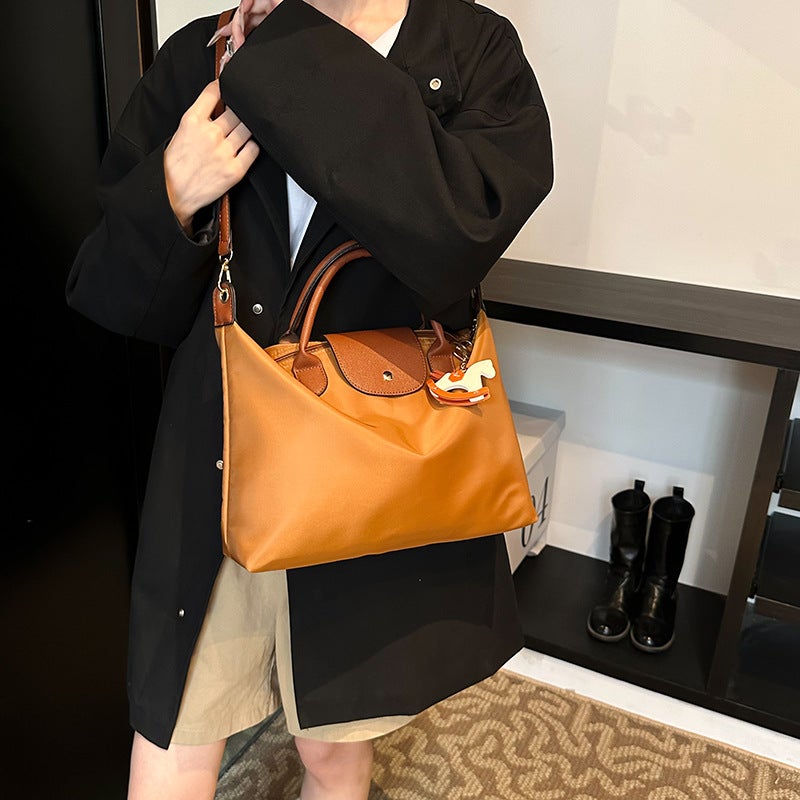 Contrast Color Large-Capacity Tote Bag, Fashionable and Trendyy New Handbag, Outdoor Travel Versatile One-Shoulder Crossbody Bag for Women green - Image 5