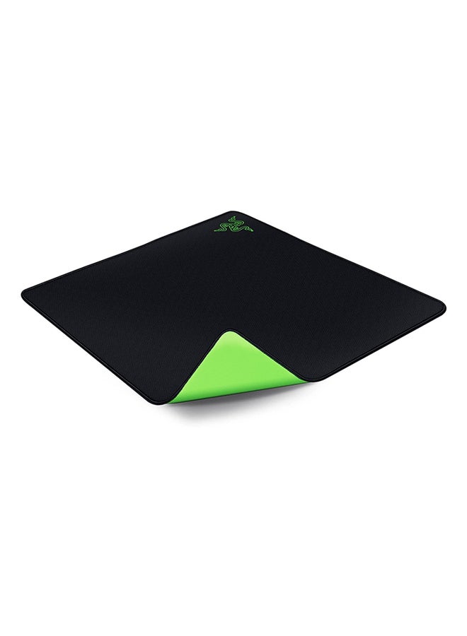 RAZER Gigantus Gaming Mouse Mat Black/Green - Image 4