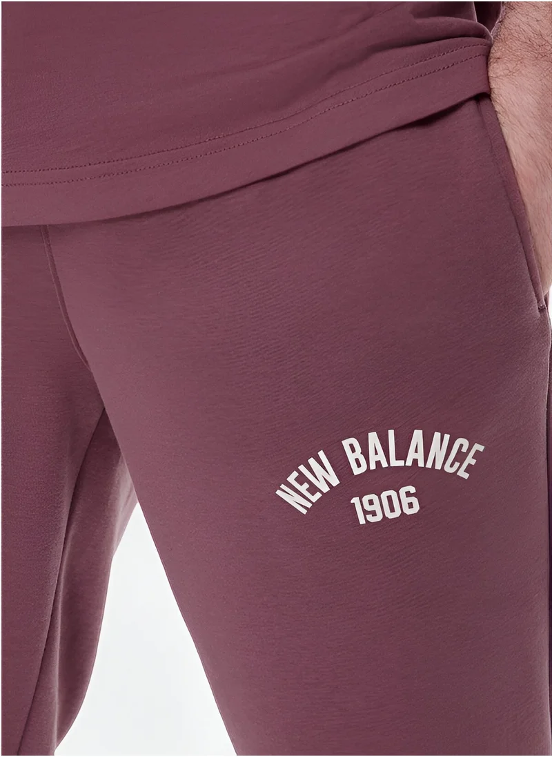 New Balance Essentials Varsity Sweatpants