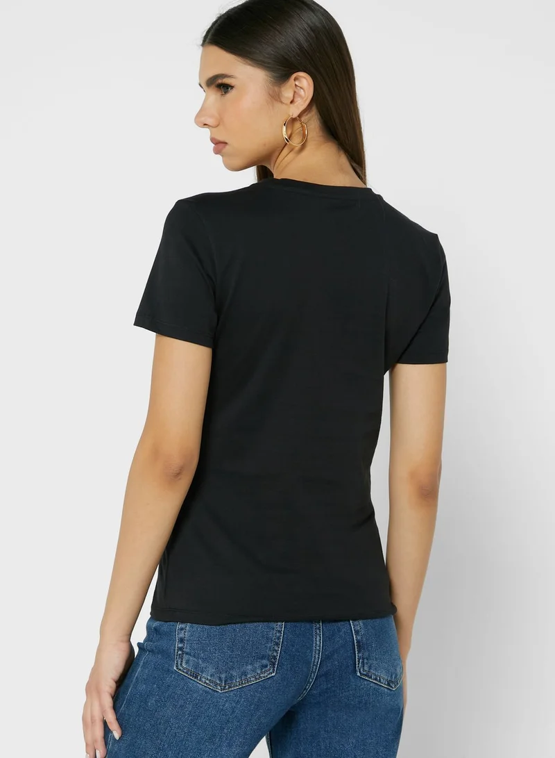 KENDALL + KYLIE Round Neck Logo T-Shirt