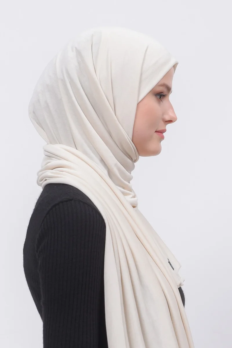 Altobeh Hijab Combed Cotton Shawl Plain-Cream