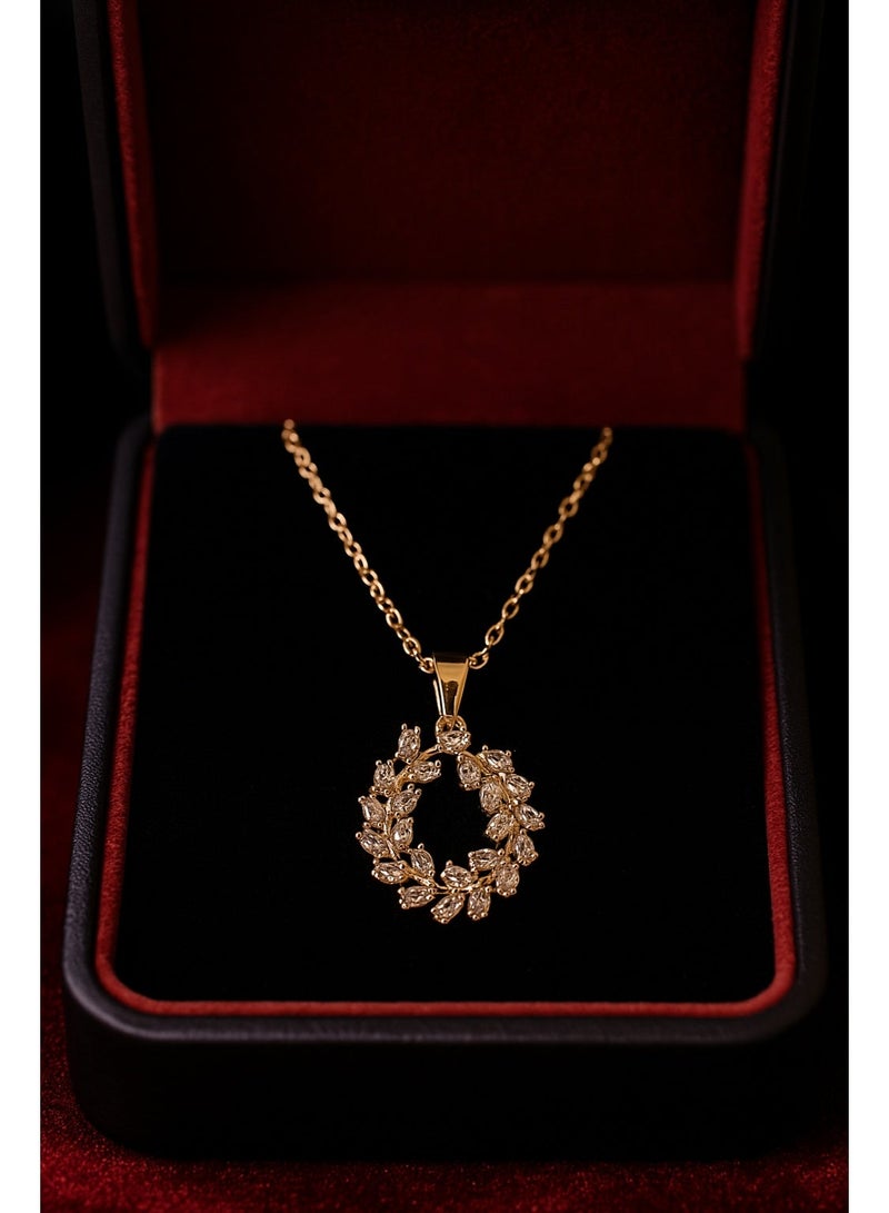 3Diamonds Elegant Gold-Plated Leaf Wreath Necklace with Zircon Stones – Women’s Luxury Pendant - Image 3
