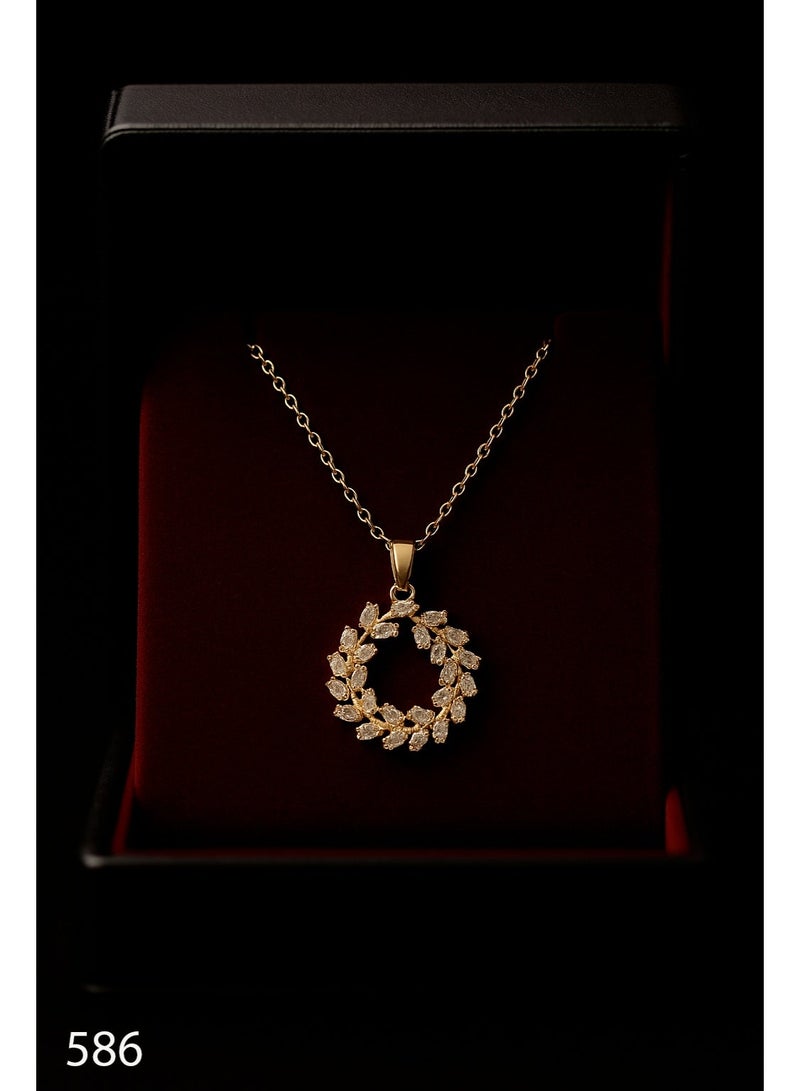 3Diamonds Elegant Gold-Plated Leaf Wreath Necklace with Zircon Stones – Women’s Luxury Pendant - Image 2