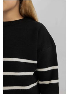 DeFacto Girl Tricot Regular Fit Crew Neck Long Sleeve Pullover  - Image 3