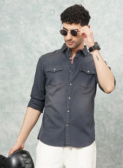 The Indian Garage Co Men Slim Fit Solid Full Sleeves Spread Collar Double Flap Pocket Casual Shirt