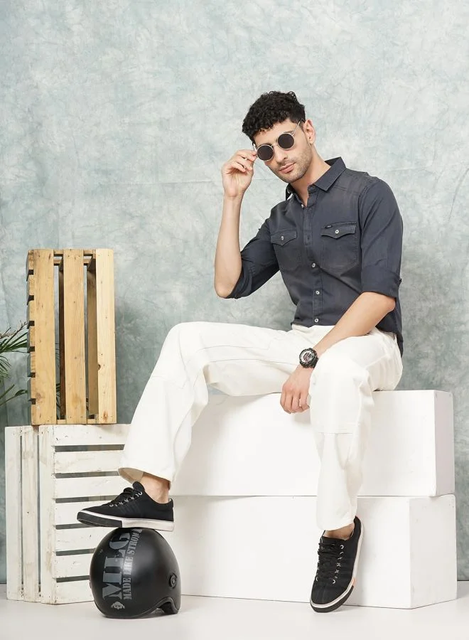 The Indian Garage Co Men Slim Fit Solid Full Sleeves Spread Collar Double Flap Pocket Casual Shirt