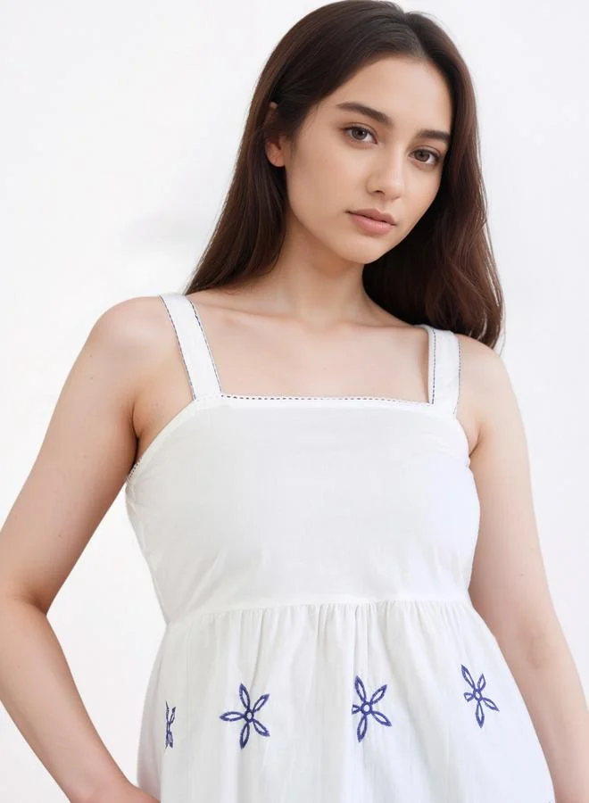Styli Styli White Sleeveless Embroidered Cami Top