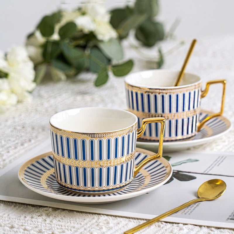 CwlwGOBone China Cups Saucers Set of 2 7 oz with Gold Spoon and Gifts Box White Tea Cups SetsCappuccino CupsCeramic British Coffee Cup Set