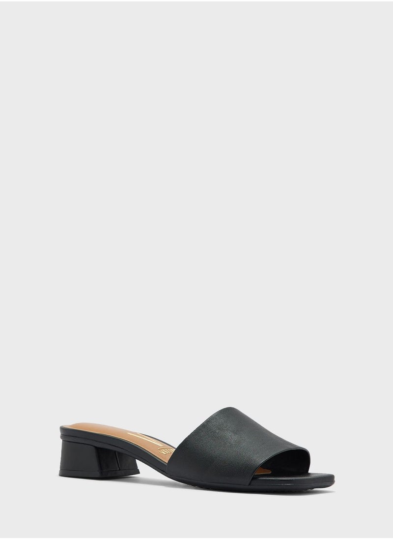 VIZZANO - Briana Sandals - Image 1