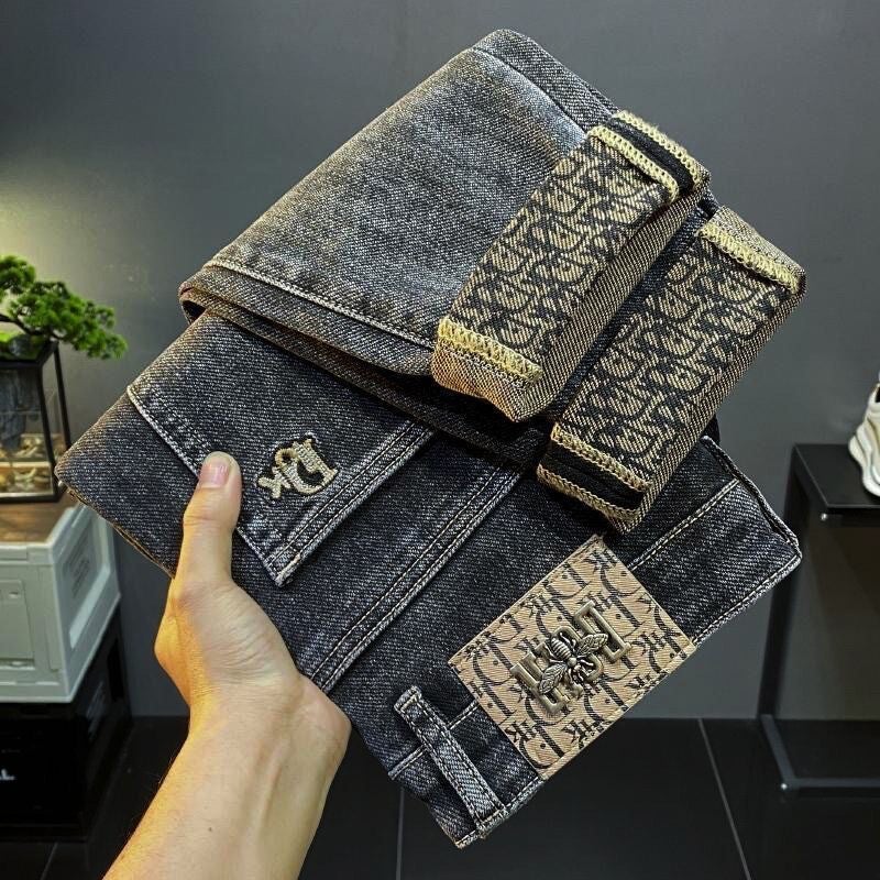 Unisex Classic Denim Jeans Loose Fit Daily Outdoor Wear - Image 3