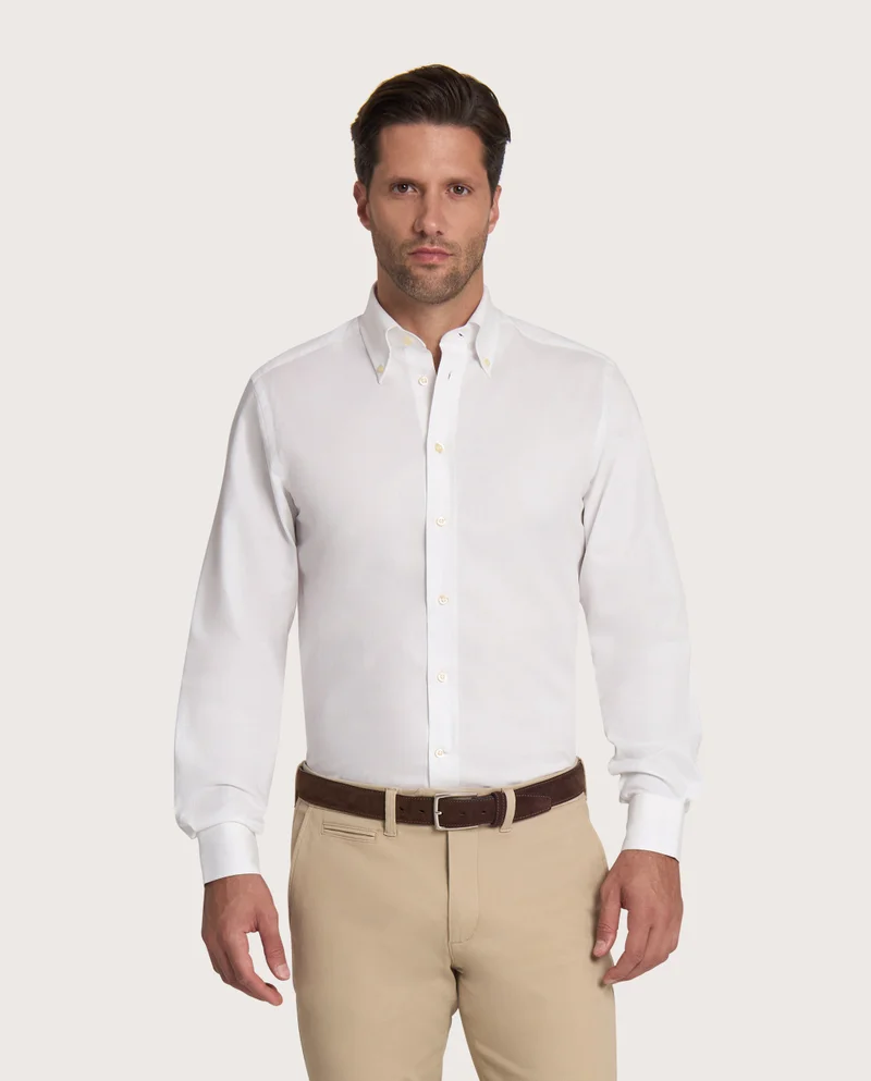 كاميتشسما قميص أبيض كلاسيكي بقصة ضيقة بنسيج دوبي