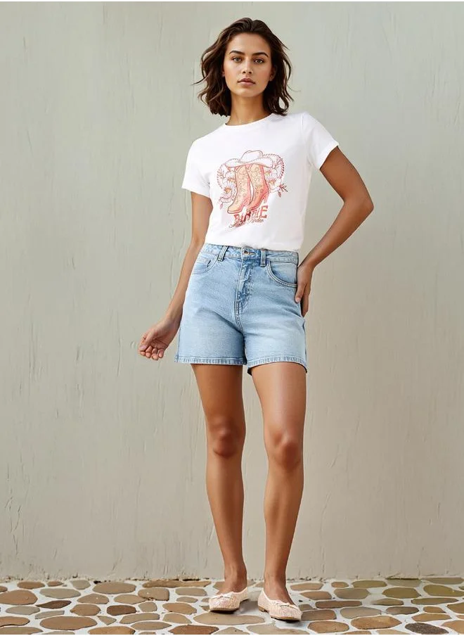اس بي كاركترز Barbie Print Cropped T-shirt with Crew Neck