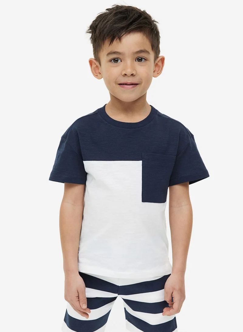 H&M Kids 2 Piece Colour Block T-Shirt And Shorts Set