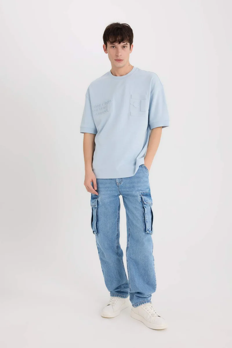 ديفاكتو Loose Fit Crew Neck Printed Heavy Fabric T-Shirt