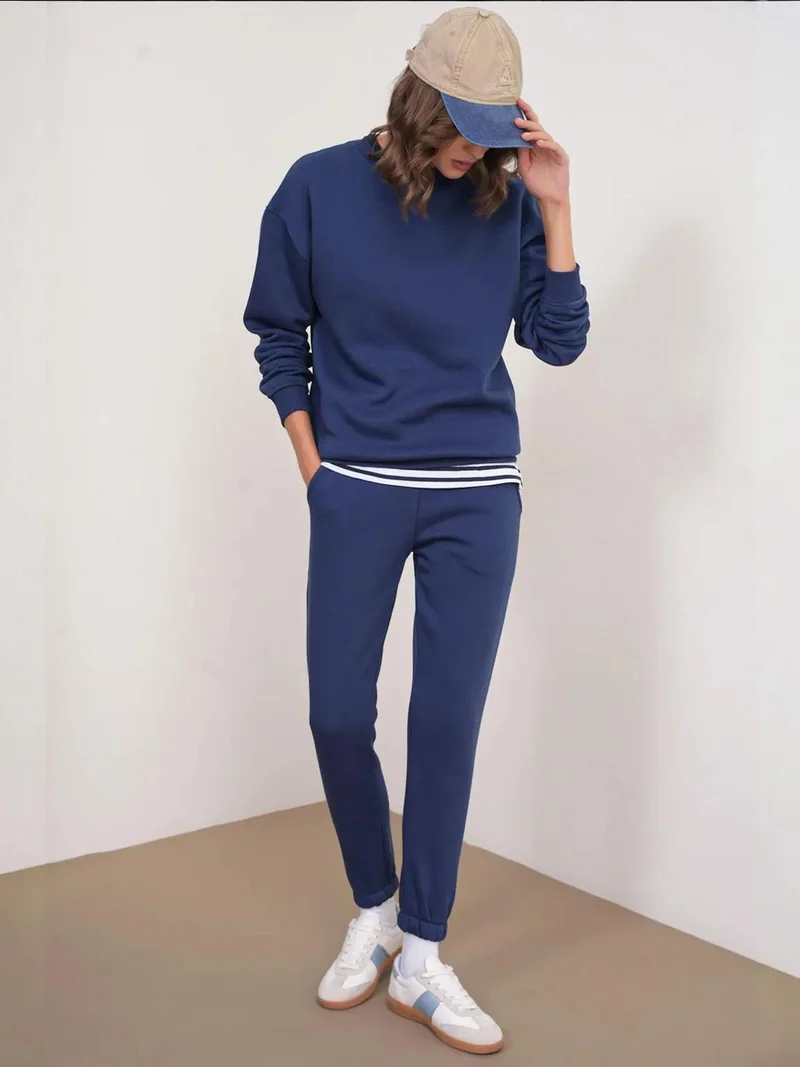 MixRay Mixray Basic Sweatshirt & Jogger Two-Piece Set