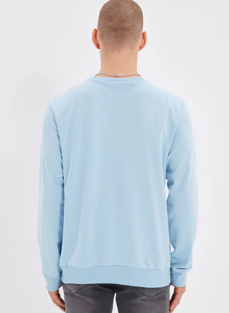 trendyol Essential Sweatshirt
