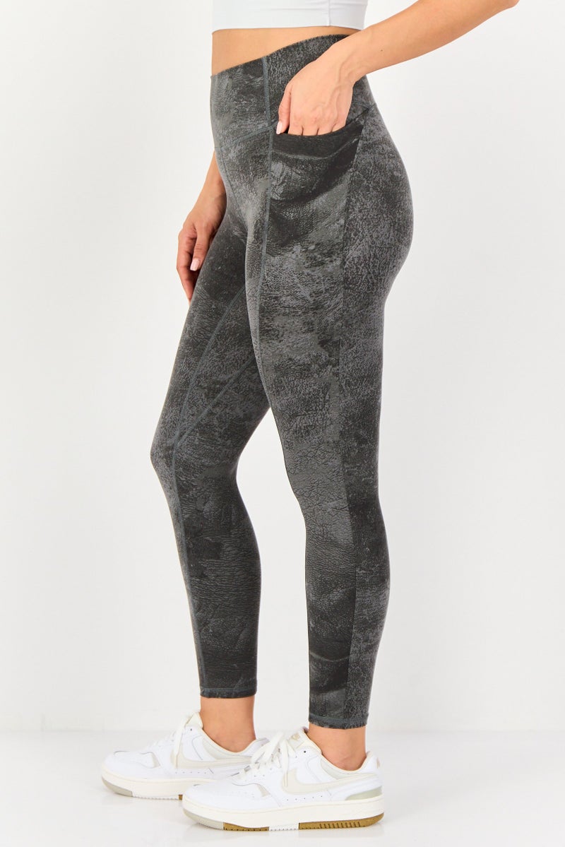 UNDER ARMOUR Women Fitted Training Leggings, Multicolor - Image 2