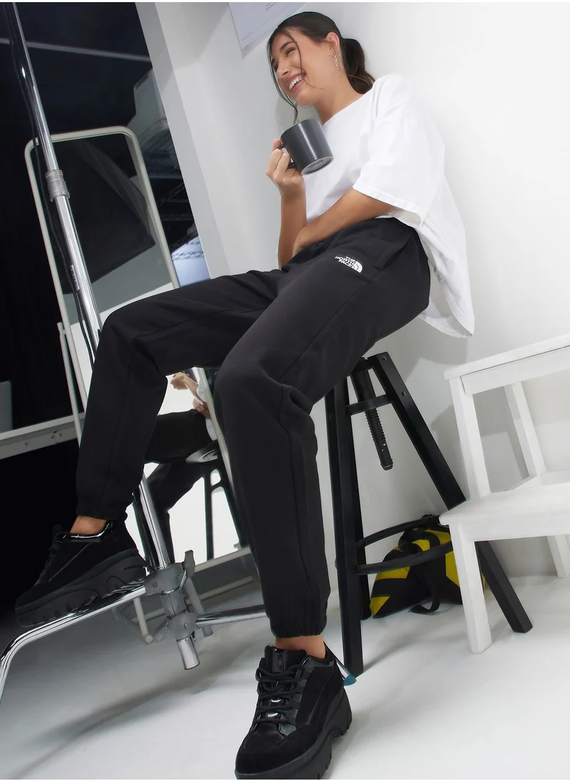 THE NORTH FACE Essential Sweatpants