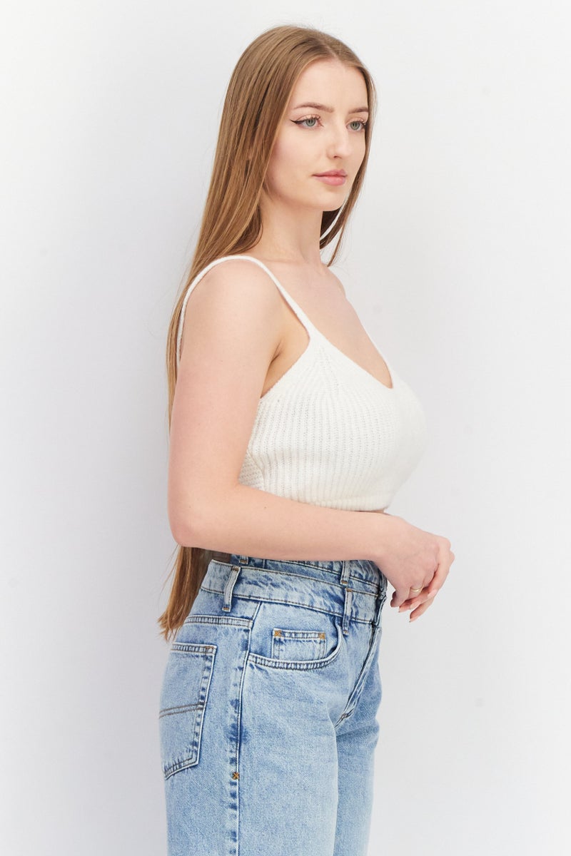 NA-KD Women V-Neck Sleeveless Textured Crop Tank Top, White  - Image 2