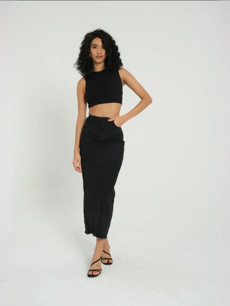 HICCUP Crew Neck Basic Crop Top