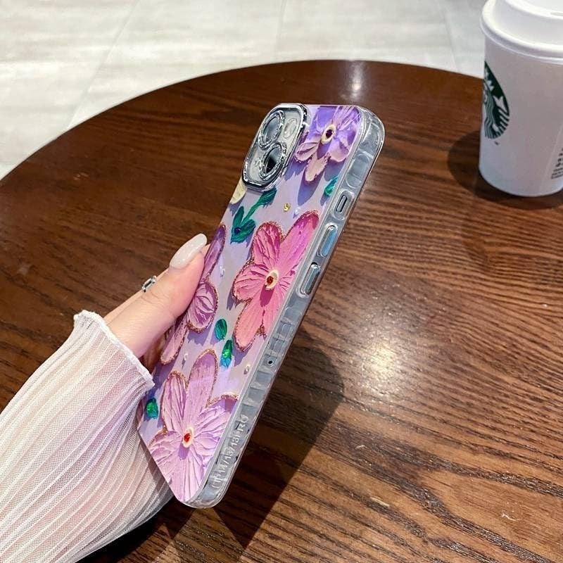 Elzzi حافظة متوافقة مع آيفون 15 بتصميم زهور زيتية ملونة لطيفة مع حماية كاملة للكاميرا، مقاومة للصدمات، غلاف لامع لفتاة وامرأة، بنفسجي + وردي - Image 5