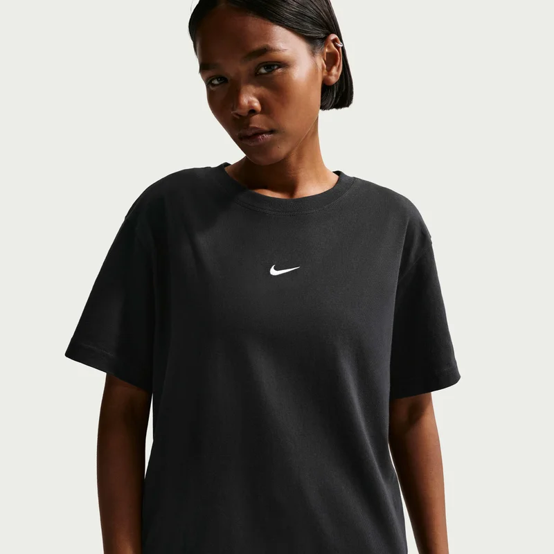 Nike Women's Sportswear Classic T-Shirt