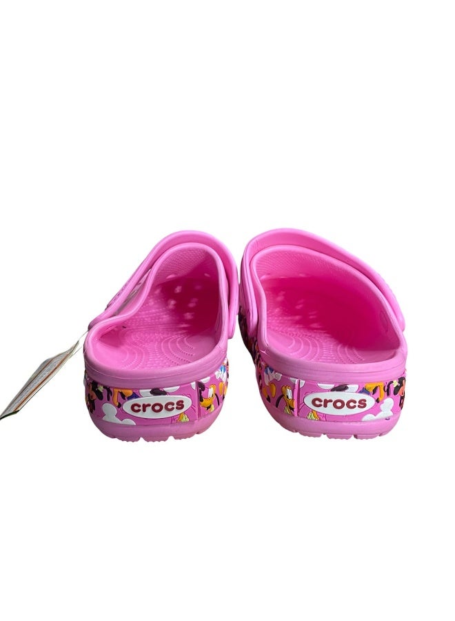 Crocs are comfortable - Image 3
