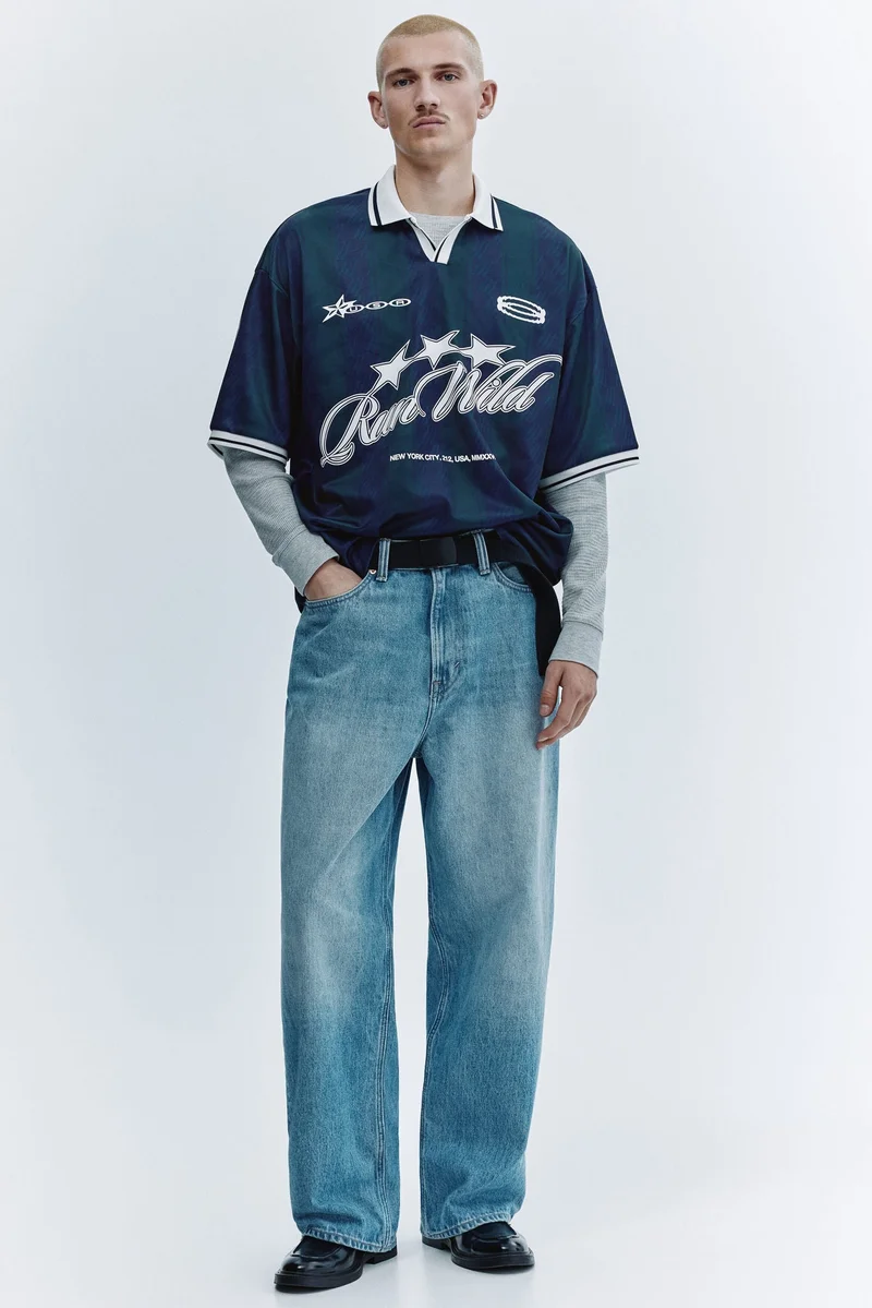 اتش اند ام قميص لكرة القدم بقصة واسعة