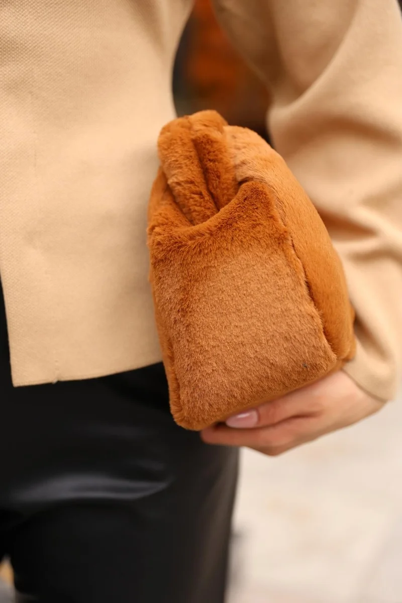 Bahels Women's Soft Plush Clutch Bag