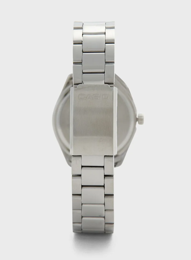 CASIO Analogue Watch