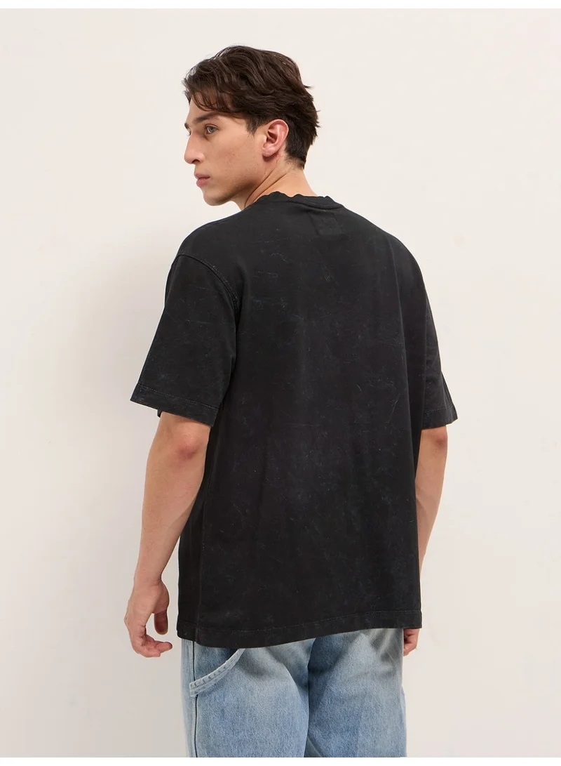 THE BEAR HOUSE  Men’s Short Sleeve T-Shirt | Casual, Comfortable & Stylish Everyday Wear | Perfect for Work, Travel, or Relaxed Outfits | Versatile All-Season Essential for Any Occasion for Men | Best Price UAE