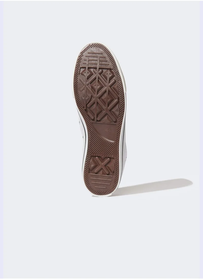 DeFacto Man Friends Licenced Shoes
